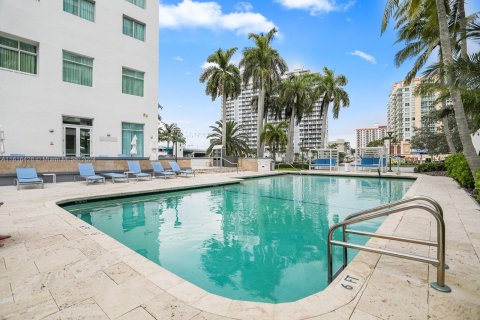 Hôtel, hôtellerie à vendre à Fort Lauderdale, Floride: 1 chambre, 50.91 m2 № 1237963 - photo 10