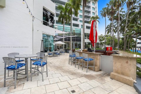 Hôtel, hôtellerie à vendre à Fort Lauderdale, Floride: 1 chambre, 50.91 m2 № 1237963 - photo 9