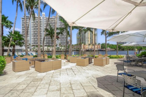 Hôtel, hôtellerie à vendre à Fort Lauderdale, Floride: 1 chambre, 50.91 m2 № 1237963 - photo 15