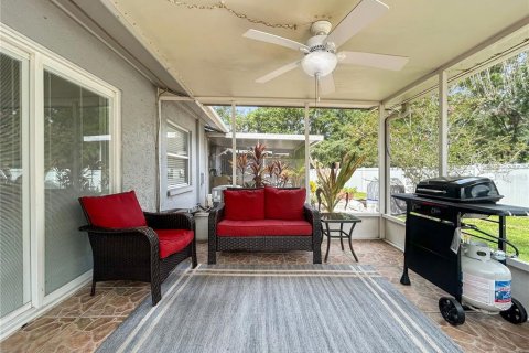 Condo in Tampa, Florida, 2 bedrooms  № 1880712 - photo 24