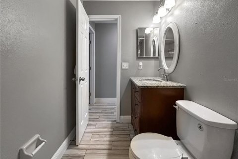 Condo in Tampa, Florida, 2 bedrooms  № 1880712 - photo 19