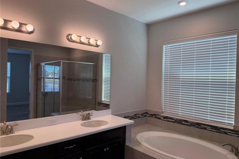 House in Kissimmee, Florida 4 bedrooms, 225.2 sq.m. № 2136418 - photo 27