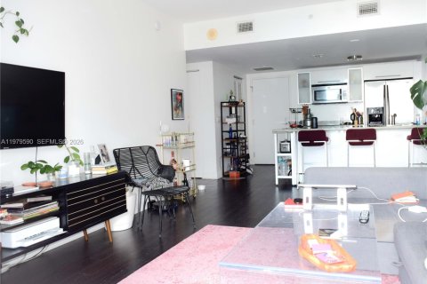 Copropriété à louer à Miami, Floride: 1 chambre, 73.3 m2 № 2046257 - photo 3