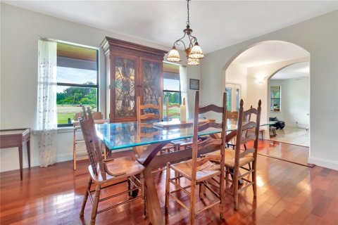 House in Center Hill, Florida 5 bedrooms, 411.65 sq.m. № 1918901 - photo 30
