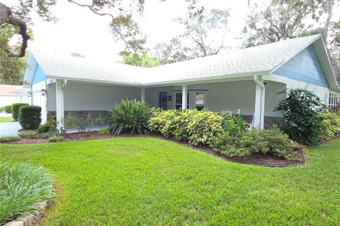 House in Spring Hill, Florida 2 bedrooms, 187.66 sq.m. № 1909668 - photo 2
