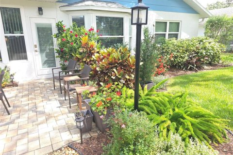 House in Spring Hill, Florida 2 bedrooms, 187.66 sq.m. № 1909668 - photo 28
