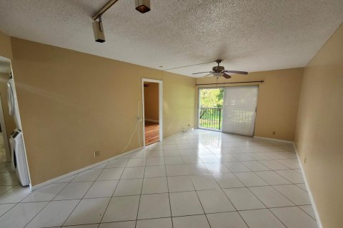 Copropriété à louer à Miramar, Floride: 2 chambres, 77.29 m2 № 2439397 - photo 7