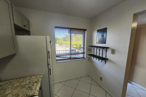 Copropriété à louer à Miramar, Floride: 2 chambres, 77.29 m2 № 2439397 - photo 10