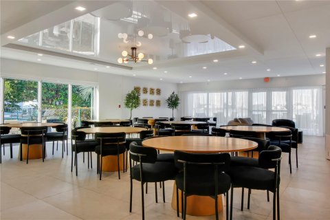 Купить кондоминиум в Санни-Айлс-Бич, Флорида 2 спальни, 102.19м2, № 2008094 - фото 28