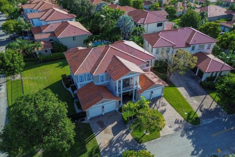 Купить виллу или дом в Катлер-Бей, Флорида 5 спален, 438.22м2, № 1874674 - фото 11