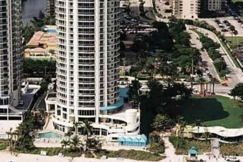 Condo à Sunny Isles Beach, Floride, 3 chambres  № 2084870