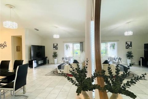 Villa ou maison à vendre à Clermont, Floride: 3 chambres, 143.44 m2 № 2122252 - photo 7