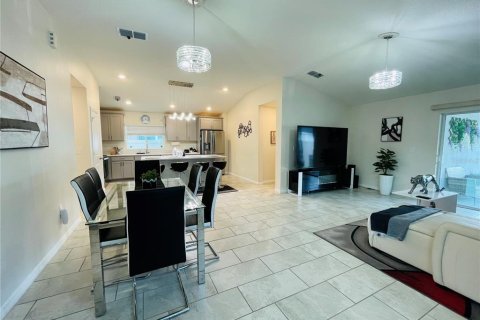 Villa ou maison à vendre à Clermont, Floride: 3 chambres, 143.44 m2 № 2122252 - photo 10