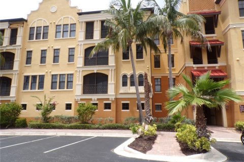 Copropriété à louer à Punta Gorda, Floride: 3 chambres, 217.21 m2 № 1813303 - photo 1