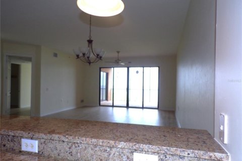 Copropriété à louer à Punta Gorda, Floride: 3 chambres, 217.21 m2 № 1813303 - photo 5