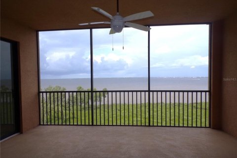 Copropriété à louer à Punta Gorda, Floride: 3 chambres, 217.21 m2 № 1813303 - photo 2