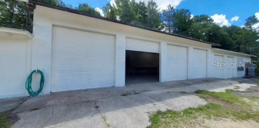 Commercial property in Keystone Heights, Florida № 1843057