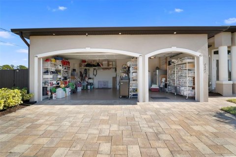 Купить виллу или дом в Кейп-Корал, Флорида 3 комнаты, 209.22м2, № 2133361 - фото 12