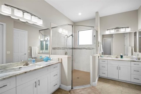 House in Cape Coral, Florida 3 bedrooms, 209.22 sq.m. № 2133361 - photo 8