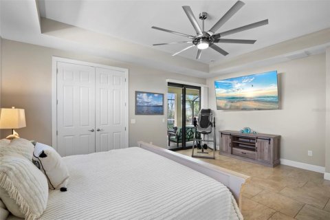 House in Cape Coral, Florida 3 bedrooms, 209.22 sq.m. № 2133361 - photo 5