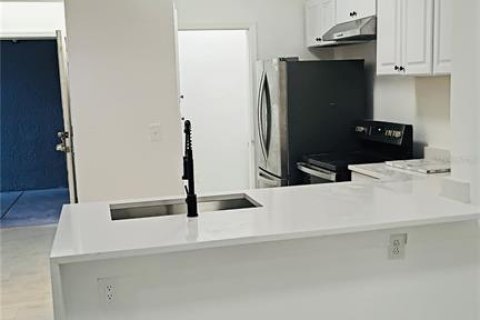 Apartamento en Orlando, Florida 2 dormitorios, 87.98 m2 № 2295207