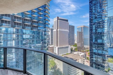 Condo in Miami, Florida, 2 bedrooms  № 2086733 - photo 18