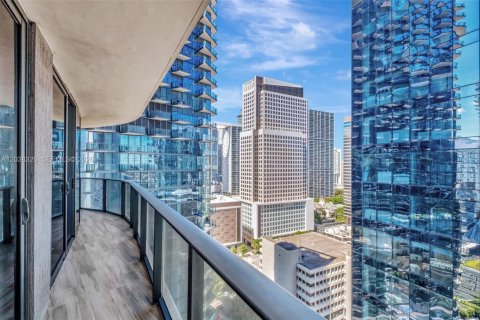 Condo in Miami, Florida, 2 bedrooms  № 2086733 - photo 17