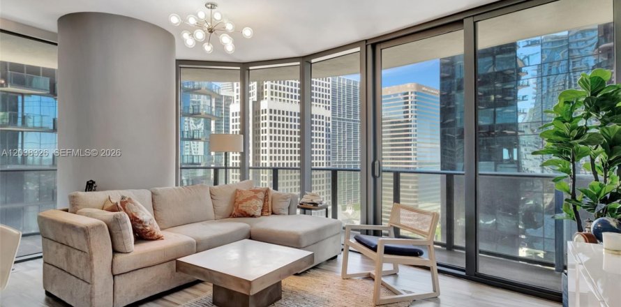 Condo in Miami, Florida, 2 bedrooms  № 2086733