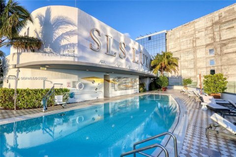 Condo in Miami, Florida, 2 bedrooms  № 2086733 - photo 28