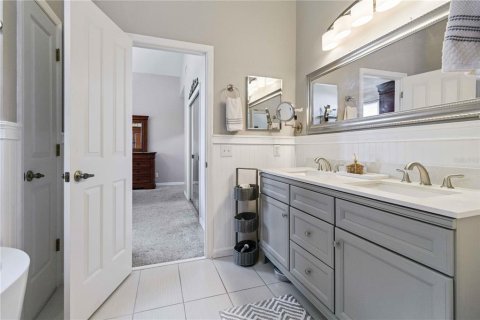Casa en venta en Titusville, Florida, 4 dormitorios, 213.58 m2 № 1904059 - foto 30
