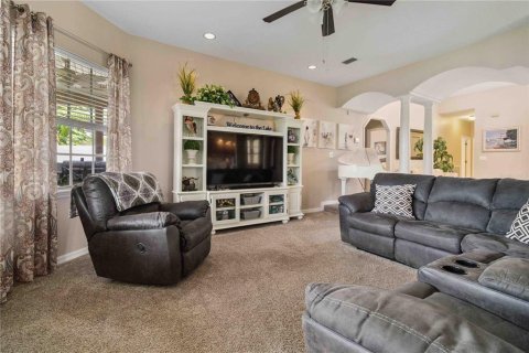 Casa en venta en Titusville, Florida, 4 dormitorios, 213.58 m2 № 1904059 - foto 9