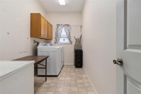 Casa en venta en Titusville, Florida, 4 dormitorios, 213.58 m2 № 1904059 - foto 23