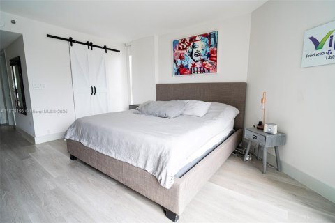 Copropriété à vendre à Miami Beach, Floride: 2 chambres, 114.27 m2 № 2013649 - photo 11