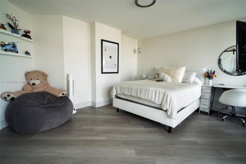 Copropriété à vendre à Miami Beach, Floride: 2 chambres, 114.27 m2 № 2013649 - photo 15