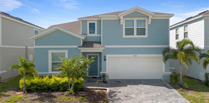 House in Davenport, Florida 8 bedrooms, 374.95 sq.m. № 1373948
