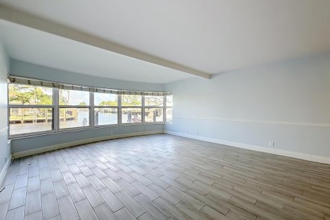Condo in Fort Lauderdale, Florida, 2 bedrooms  № 2426457 - photo 27