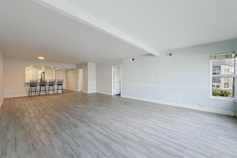 Condo in Fort Lauderdale, Florida, 2 bedrooms  № 2426457 - photo 25