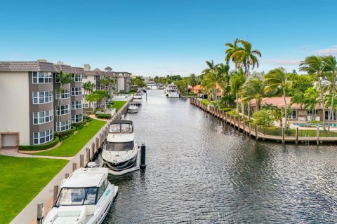 Condo in Fort Lauderdale, Florida, 2 bedrooms  № 2426457 - photo 3