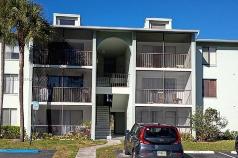 Condo in West Palm Beach, Florida, 2 bedrooms  № 2031643