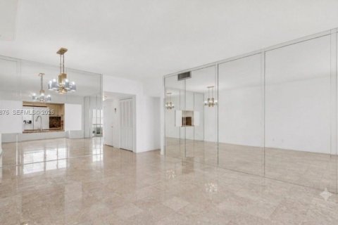 Condo in Lauderdale-by-the-Sea, Florida, 1 bedroom  № 2292752 - photo 4