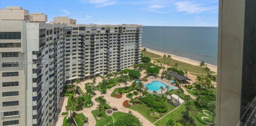 Condo in Lauderdale-by-the-Sea, Florida, 1 bedroom  № 2292752