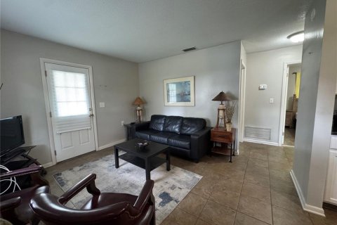 Appartement à louer à Mount Dora, Floride: 2 chambres, 67.35 m2 № 1816221 - photo 5