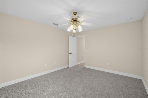 Casa en venta en Auburndale, Florida, 3 dormitorios, 222.97 m2 № 2350283 - foto 18