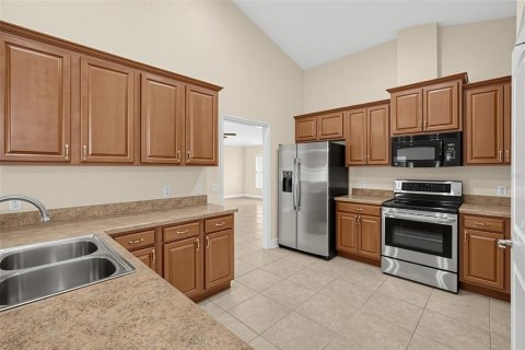 Casa en venta en Auburndale, Florida, 3 dormitorios, 222.97 m2 № 2350283 - foto 8