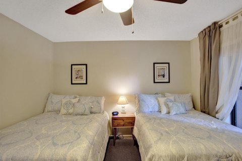 Condo in Tamarac, Florida, 2 bedrooms № 2146933 - photo 27