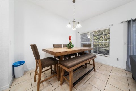 Adosado en venta en Kissimmee, Florida, 4 dormitorios, 140.47 m2 № 1851130 - foto 18