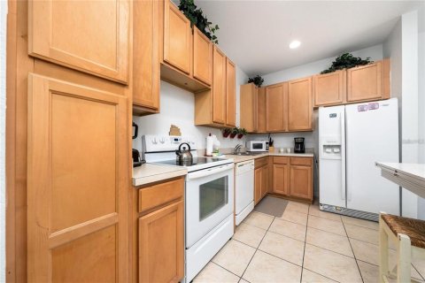 Adosado en venta en Kissimmee, Florida, 4 dormitorios, 140.47 m2 № 1851130 - foto 16