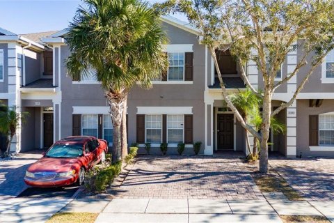 Adosado en venta en Kissimmee, Florida, 4 dormitorios, 140.47 m2 № 1851130 - foto 1