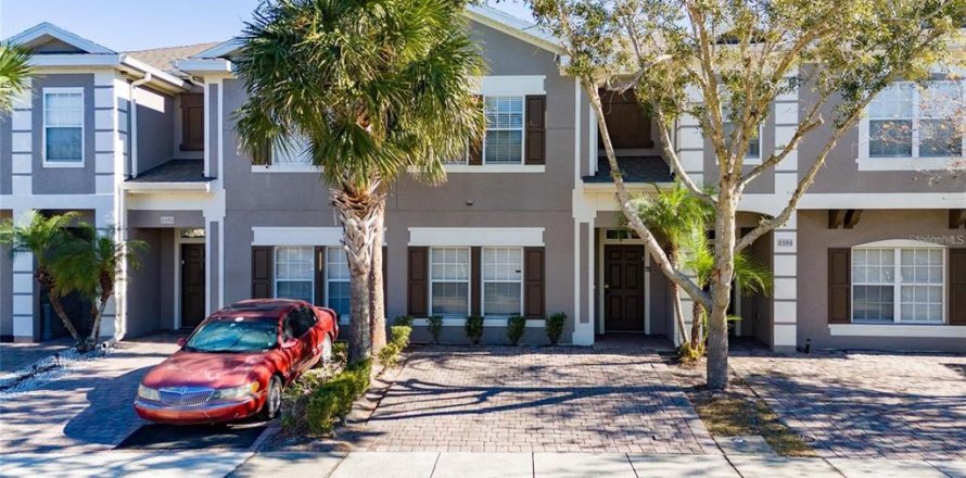 Adosado en Kissimmee, Florida 4 dormitorios, 140.47 m2 № 1851130