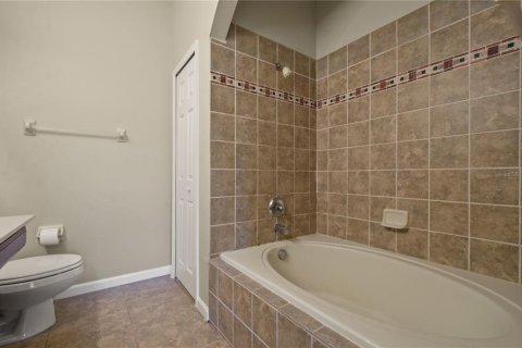 Townhouse in Orlando, Florida 3 bedrooms, 149.2 sq.m. № 1855961 - photo 14